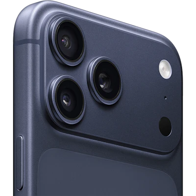 Angeschrägte Rückansicht Apple iPhone 17 Pro Max Deep Blue.